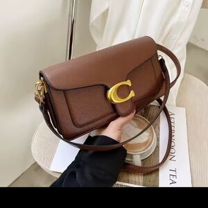 Elegant Brown Leather Shoulder Bag